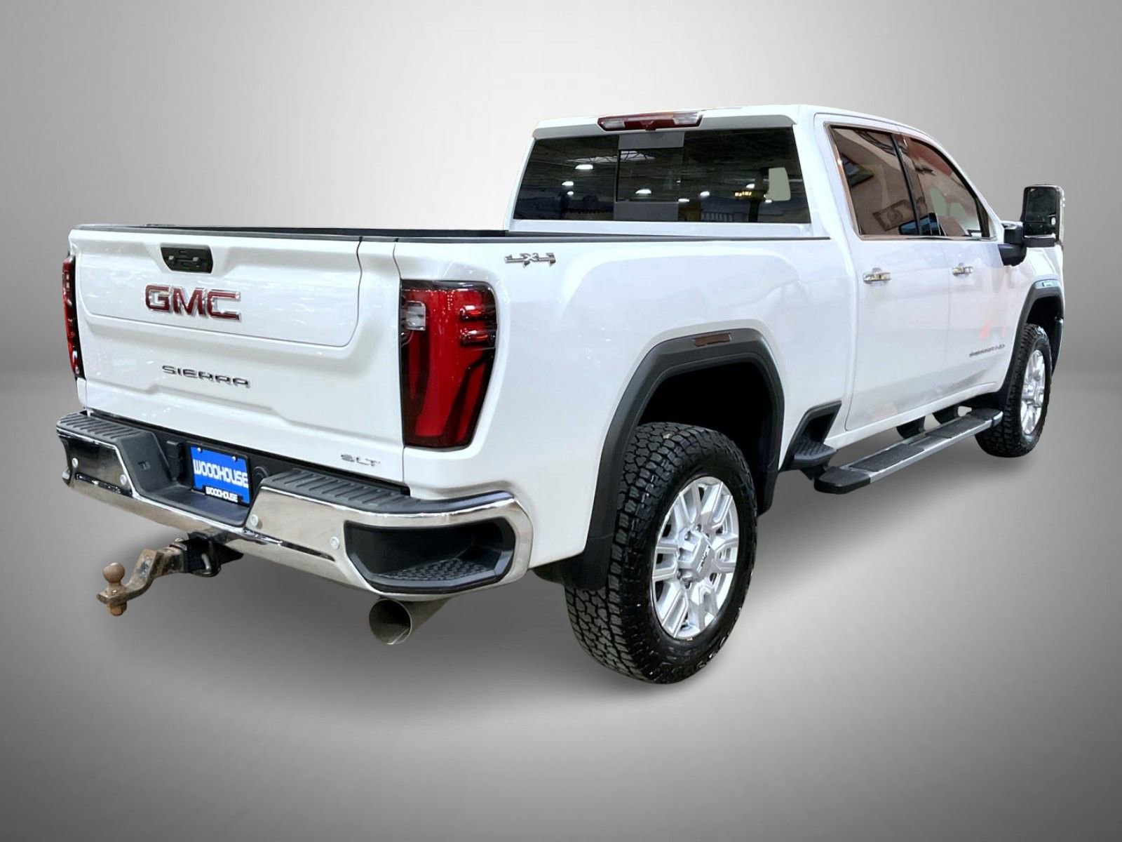 Used 2024 GMC Sierra 2500 SLT w/ SLT Premium Package image 5