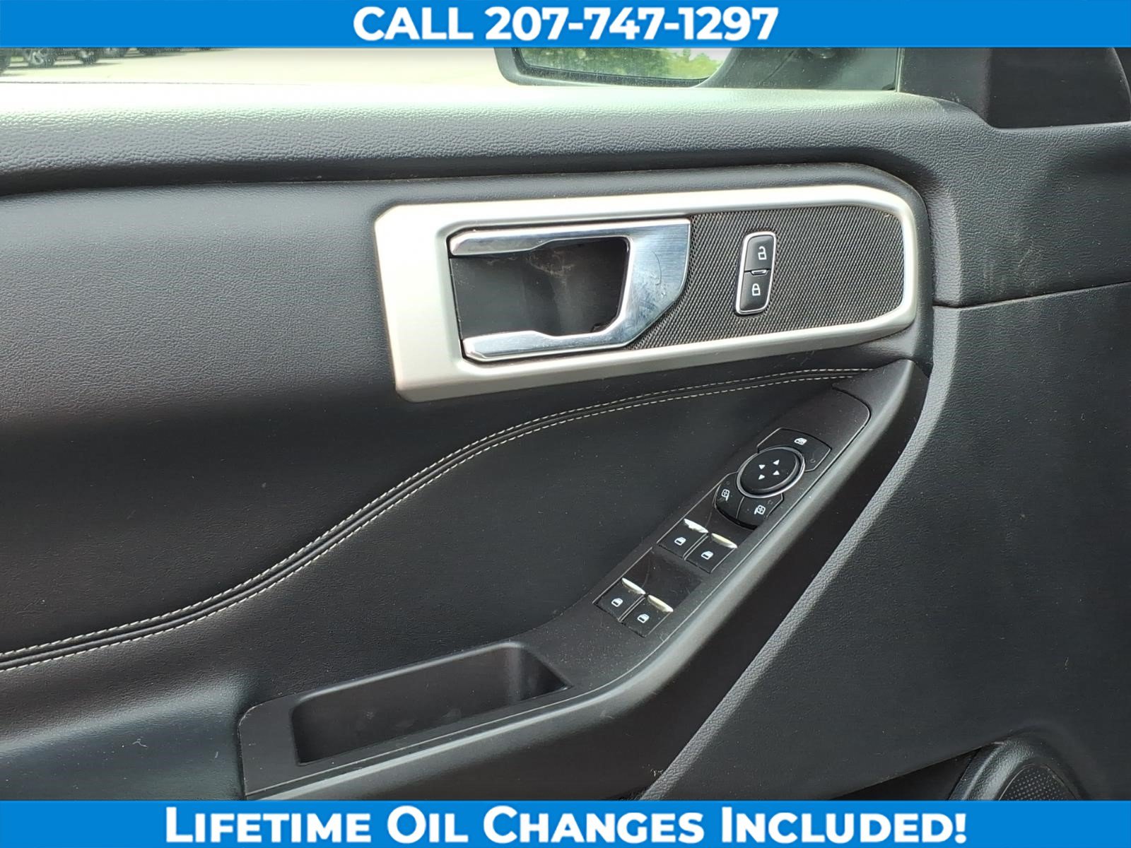 Used 2020 Ford Explorer XLT w/ Equipment Group 202A AWD/4WD image 11