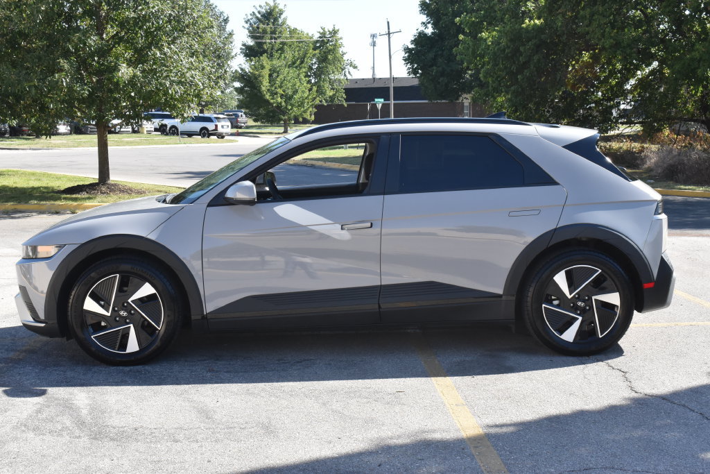 Used 2025 Hyundai Ioniq 5 SEL RWD image 9