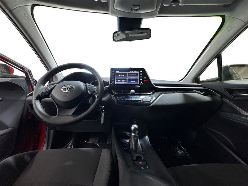 Used 2020 Toyota C-HR LE FWD image 13