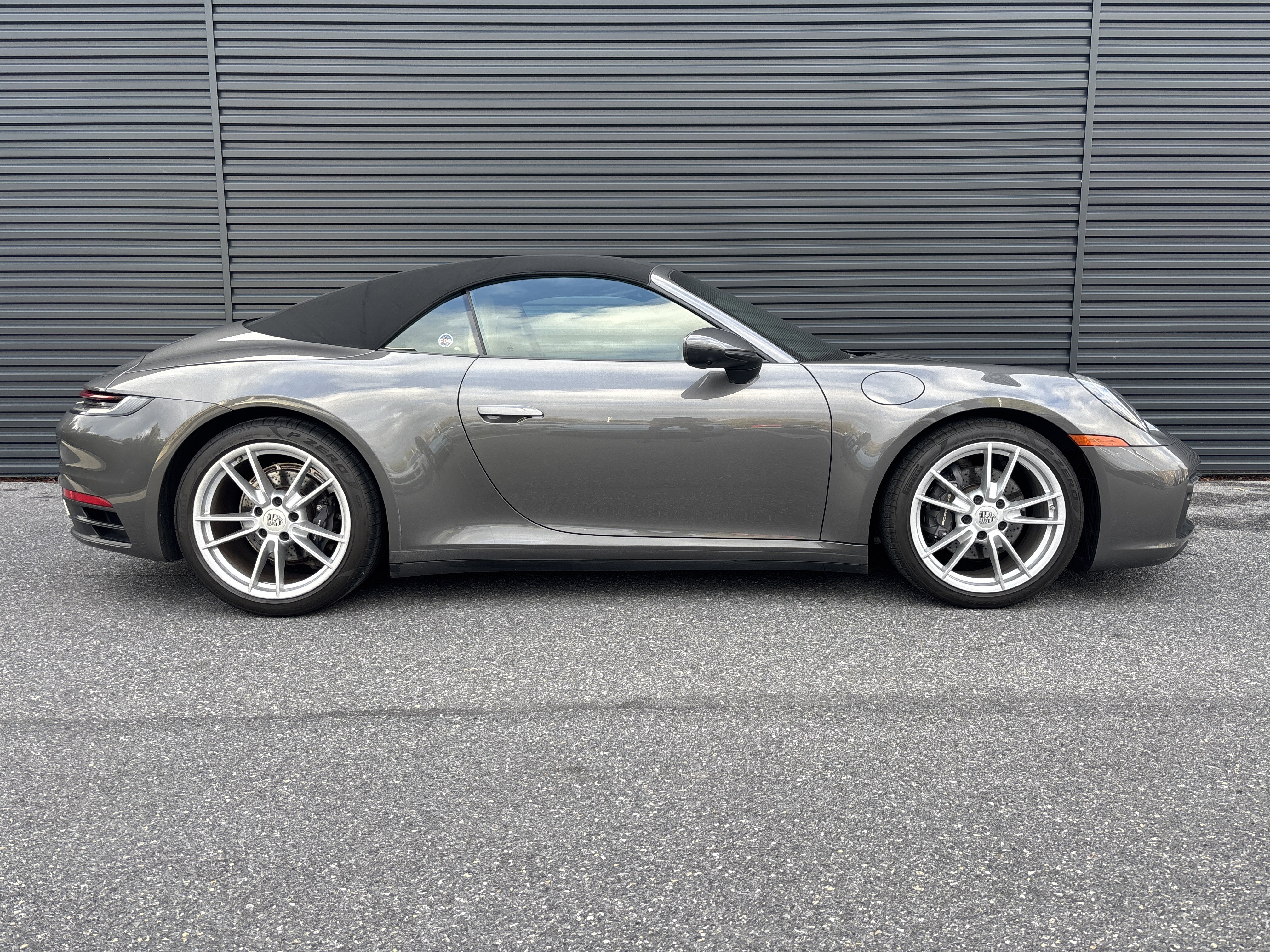 Certified 2022 Porsche 911 Carrera image 6