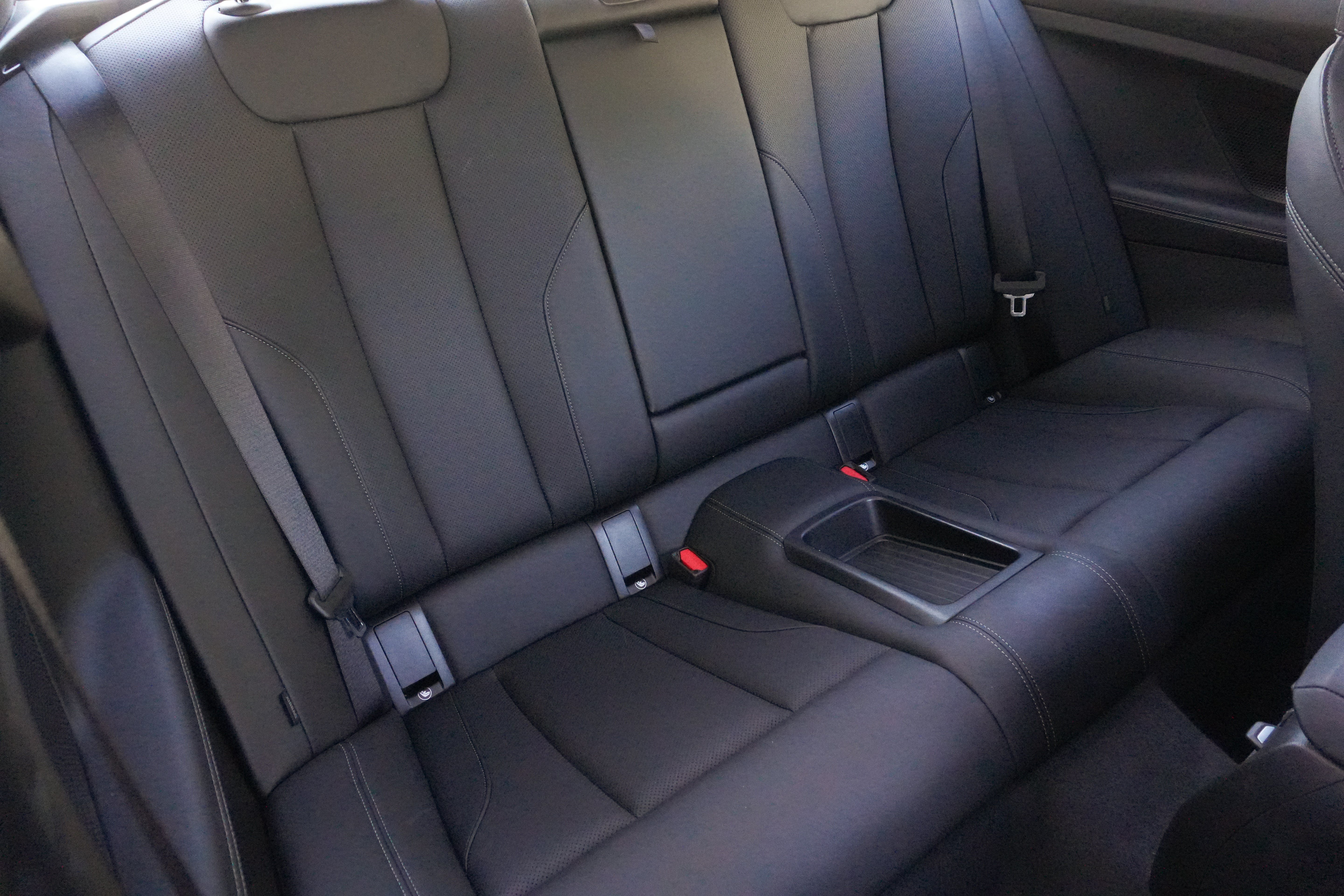 Certified 2025 BMW M240i Coupe RWD image 31