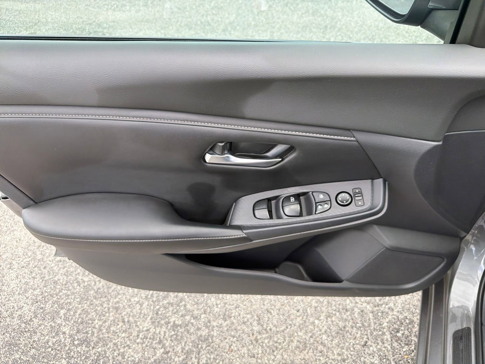 Certified 2020 Nissan Sentra SV FWD image 23