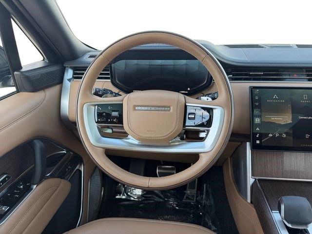 Certified 2025 Land Rover Range Rover Autobiography AWD/4WD image 13