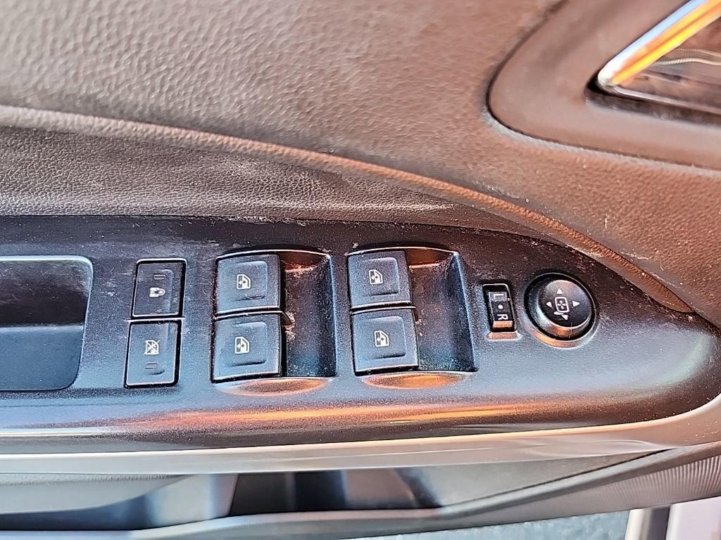 Used 2022 Chevrolet Colorado LT w/ Safety Package AWD/4WD image 24