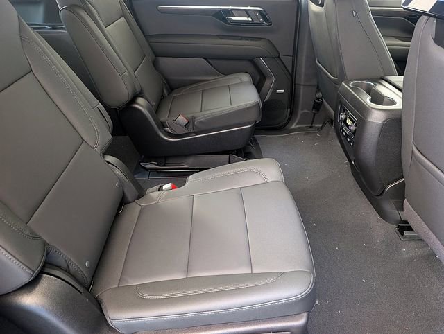 New 2026 Chevrolet Suburban Z71 w/ Z71 Off-Road Package image 14