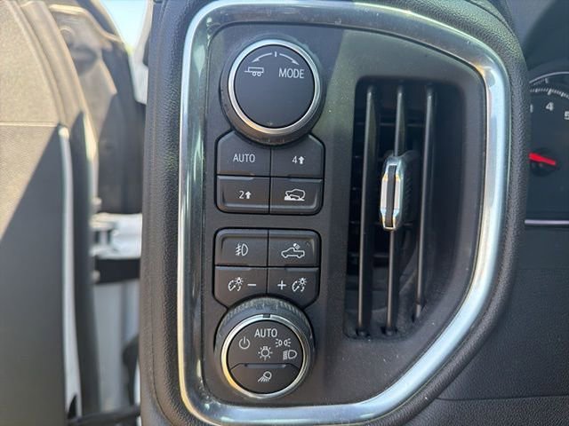 Used 2022 Chevrolet Silverado 1500 LTZ AWD/4WD image 7