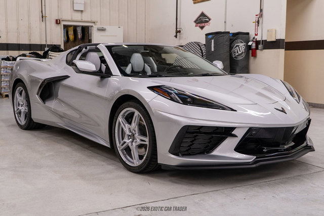 Used 2020 Chevrolet Corvette Stingray Premium Cpe w/ 3LT Preferred Equipment Group image 12