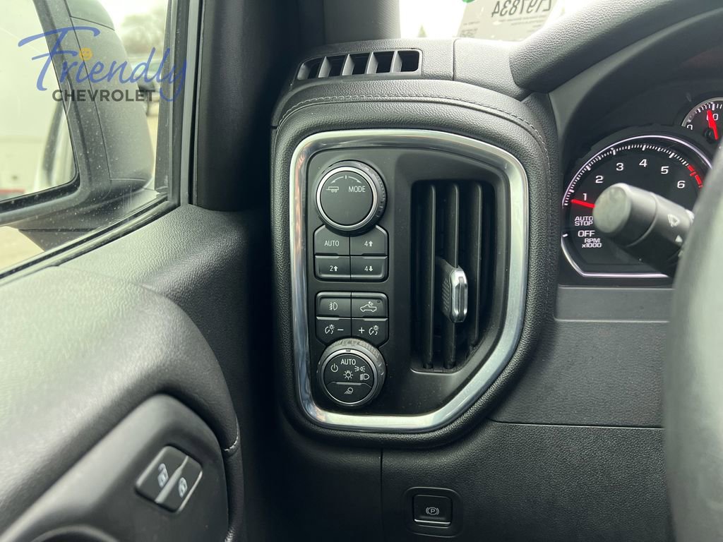 Used 2020 Chevrolet Silverado 1500 LT Trail Boss AWD/4WD image 18