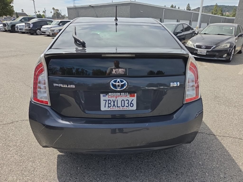 Used 2013 Toyota Prius Two FWD image 4