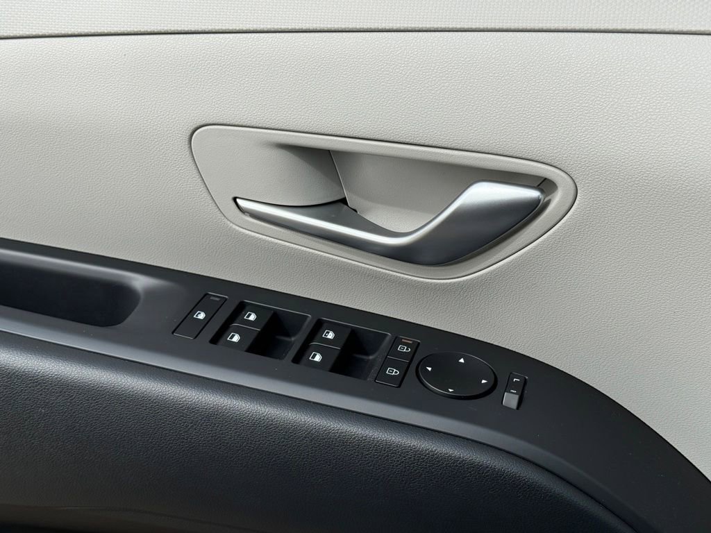 New 2026 Hyundai Tucson Blue SE w/ Tow & Go Package image 22