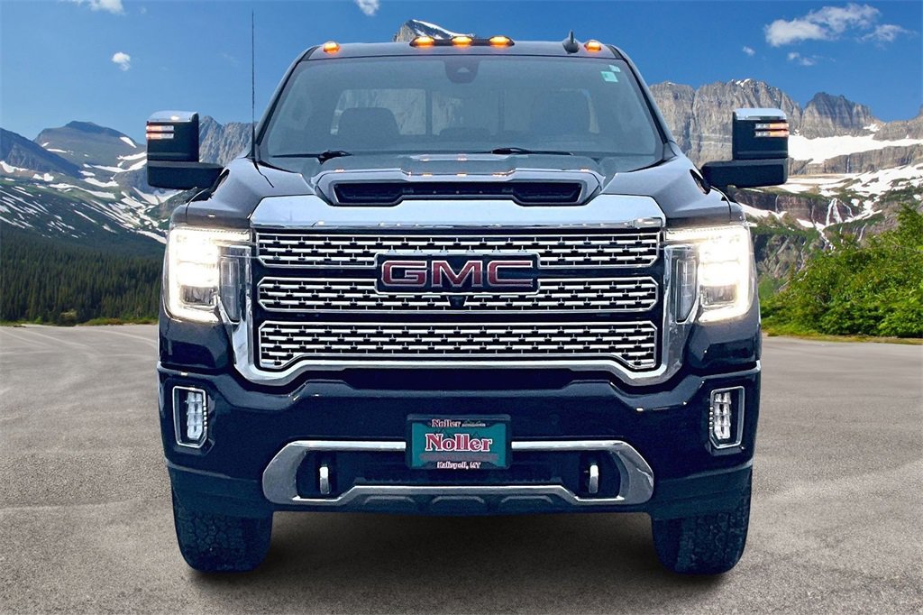 Used 2021 GMC Sierra 3500 Denali w/ Denali Ultimate Package image 3