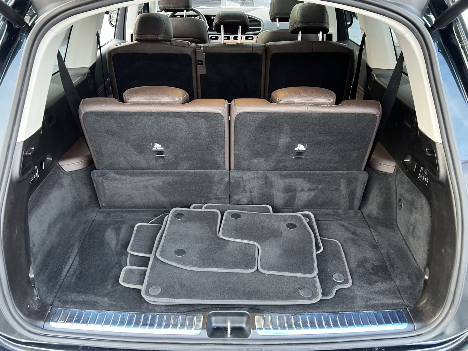 Certified 2023 Mercedes-Benz GLS 450 4MATIC image 25