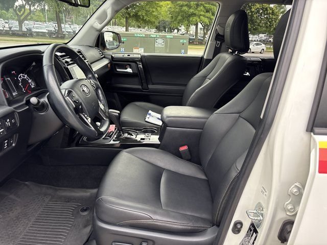 Used 2023 Toyota 4Runner 40th Anniversary SE AWD/4WD image 17