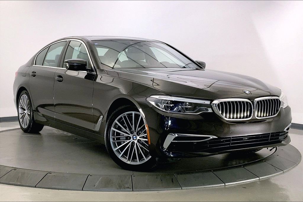 Used 2019 BMW 540i xDrive w/ Premium Package AWD/4WD video 1