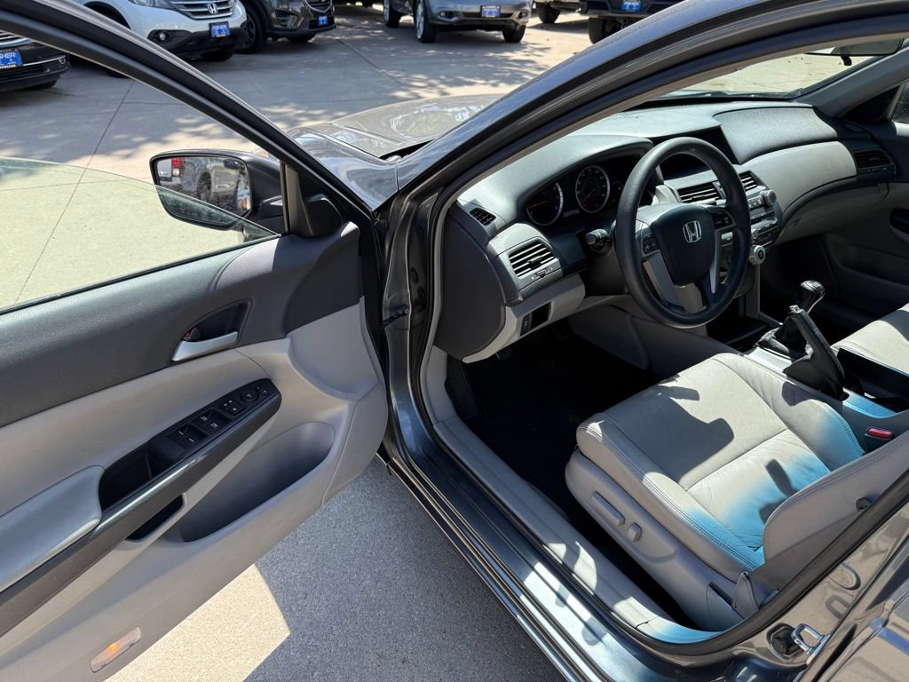 Used 2009 Honda Accord LX-P image 11