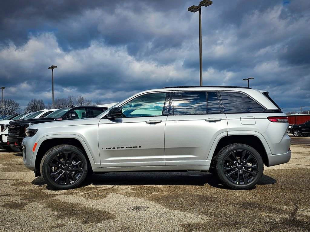 New 2026 Jeep Grand Cherokee Limited AWD/4WD image 6
