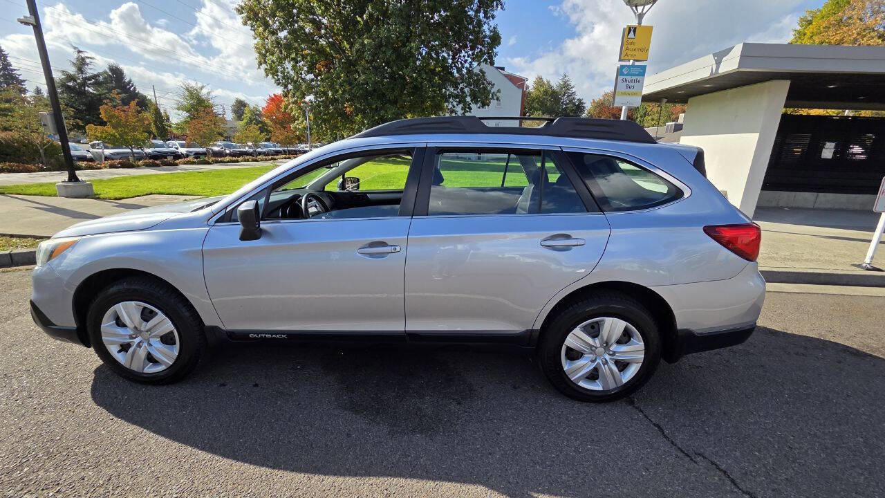 Used 2015 Subaru Outback 2.5i image 9