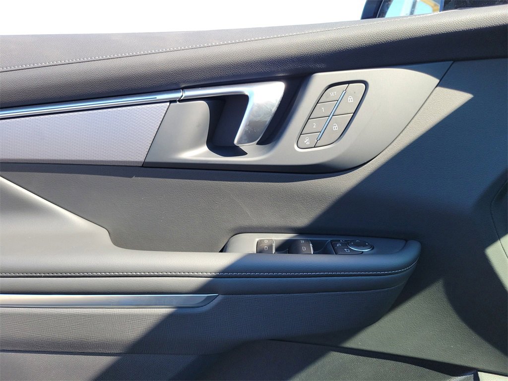 New 2026 Buick Enclave Sport Touring w/ Power Package image 18