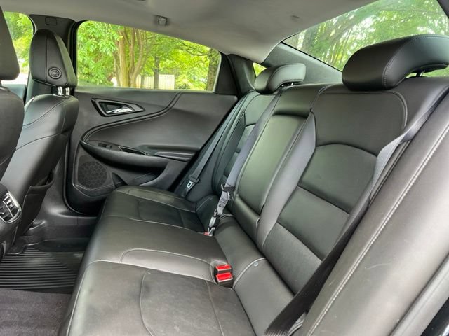 Used 2017 Chevrolet Malibu LT w/ Leather Package FWD image 17