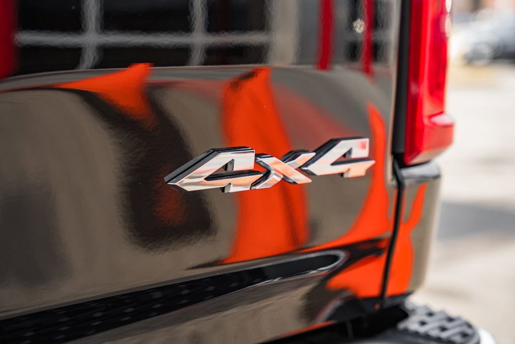 Used 2025 RAM 1500 Limited image 13