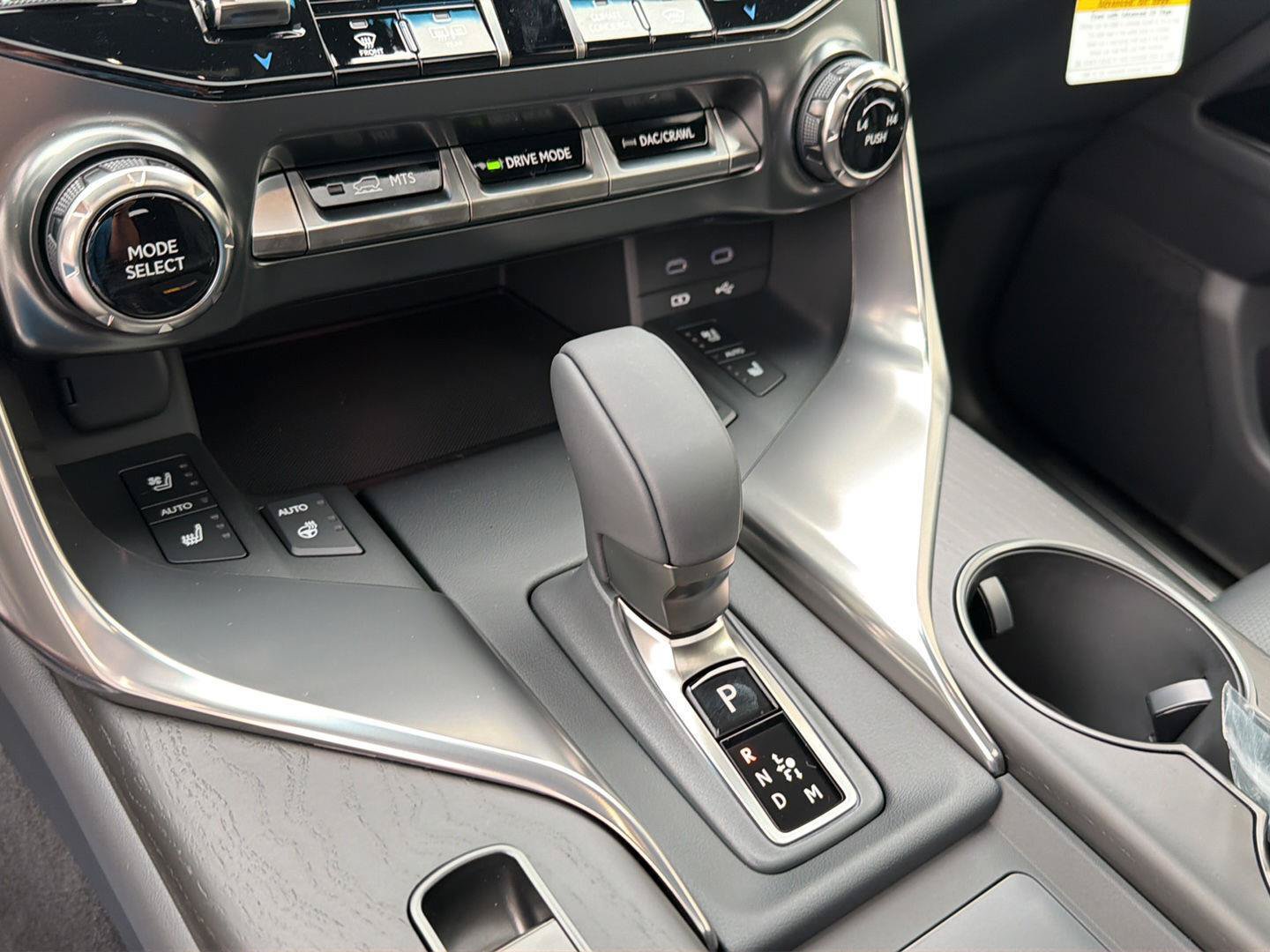 New 2026 Lexus LX 700h Luxury AWD/4WD image 28