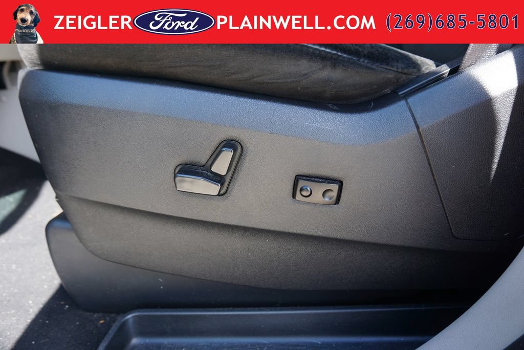 Used 2016 Dodge Grand Caravan SXT FWD image 20