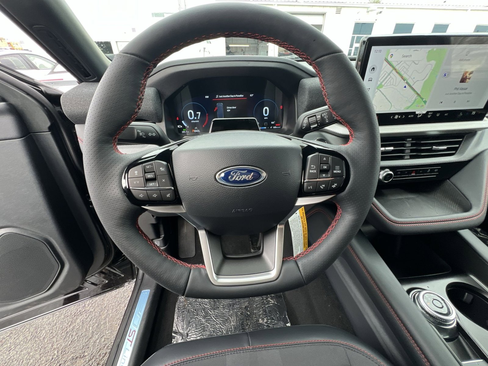 New 2026 Ford Explorer ST-Line w/ ST-Line Street Pack AWD/4WD image 16