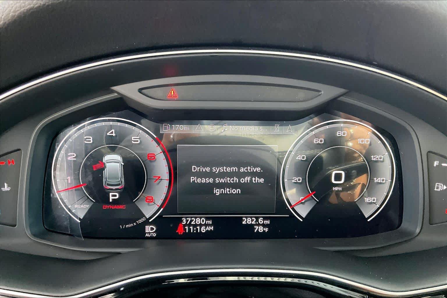 Used 2023 Audi Q8 Prestige AWD/4WD image 25