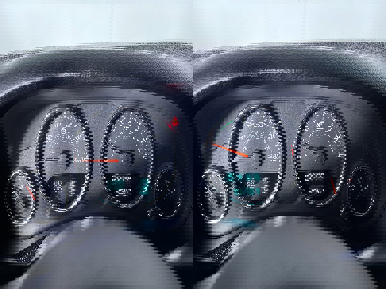 Used 2012 Jeep Wrangler Unlimited Sahara w/ Connectivity Group image 17