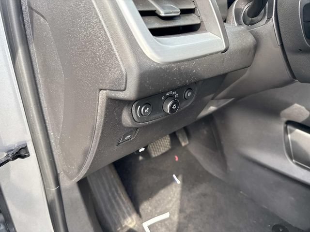 Used 2023 GMC Terrain SLT AWD/4WD image 29