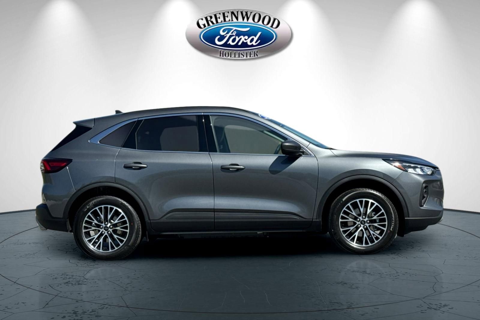New 2025 Ford Escape SE video 3