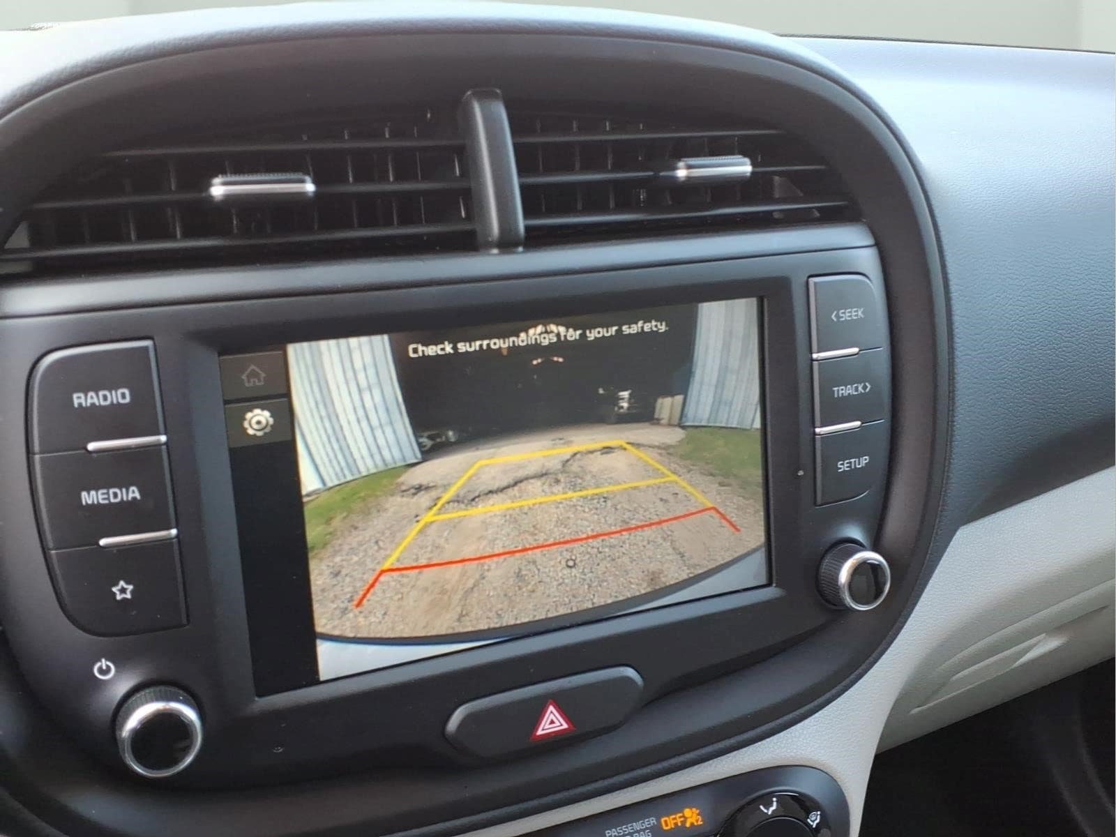 Used 2025 Kia Soul LX w/ LX Technology Package FWD image 10