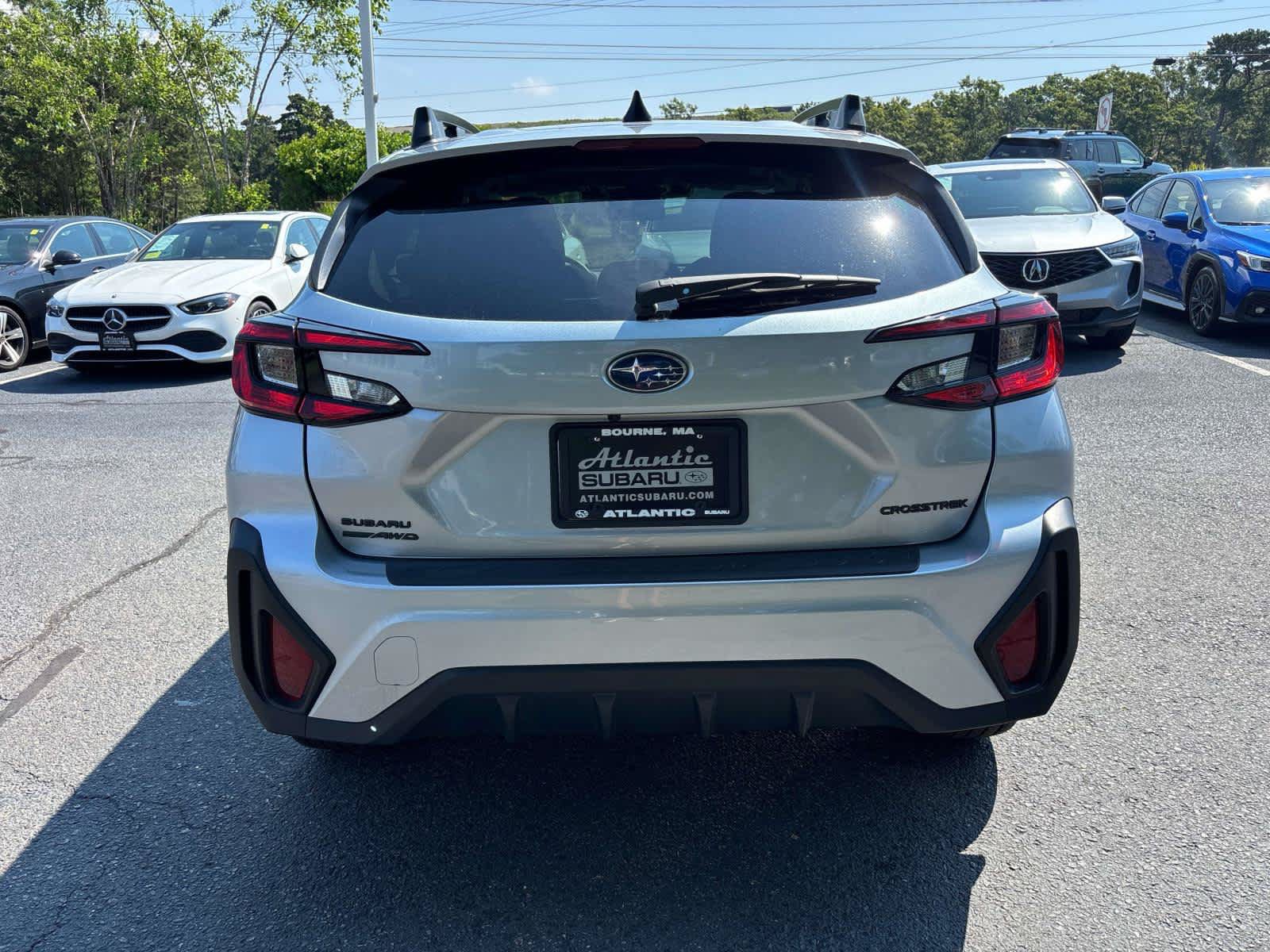 Used 2026 Subaru Crosstrek 2.5i Premium AWD/4WD image 4