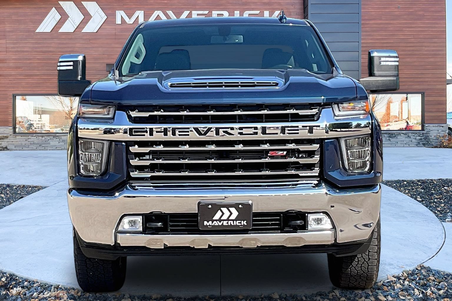 Used 2021 Chevrolet Silverado 3500 LTZ AWD/4WD image 2
