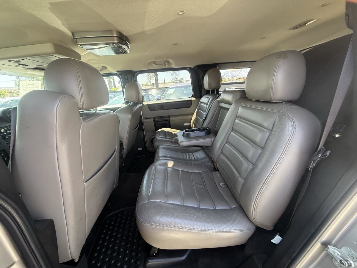 Used 2005 HUMMER H2 AWD/4WD image 10