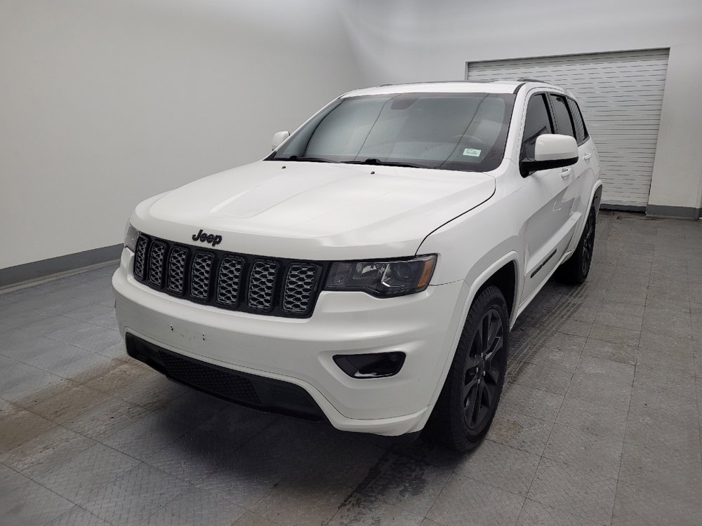 Used 2018 Jeep Grand Cherokee Altitude AWD/4WD image 15