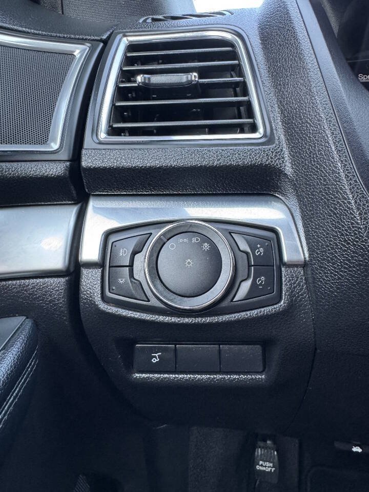 Used 2017 Ford Explorer Limited FWD image 27