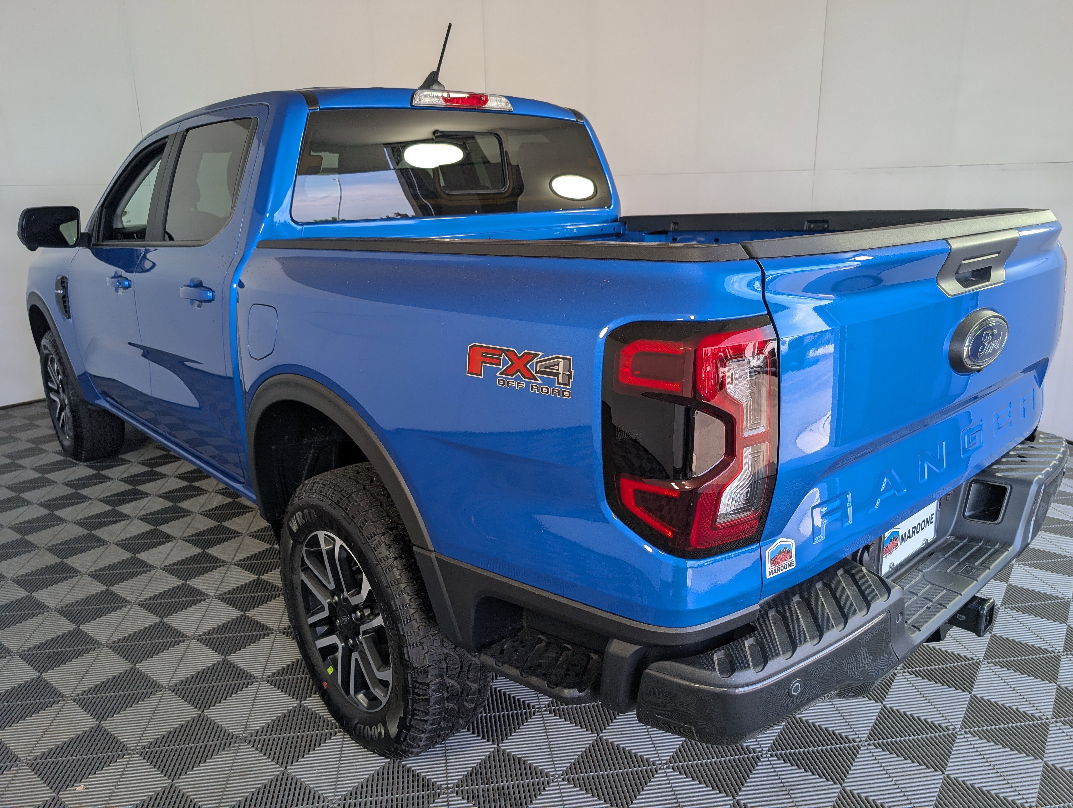 New 2025 Ford Ranger Lariat w/ FX4 Off-Road Package image 5