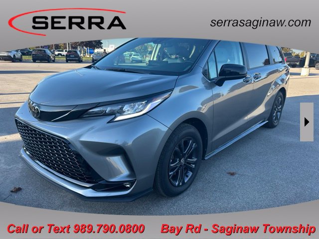 Used 2026 Toyota Sienna XSE AWD/4WD image 1