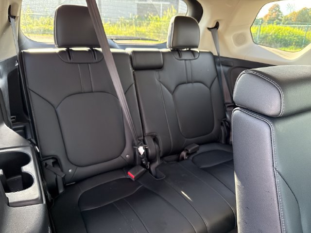 Used 2024 Honda Pilot Elite image 14