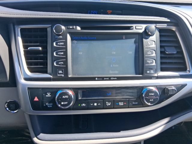 Used 2019 Toyota Highlander Limited Platinum AWD/4WD image 27