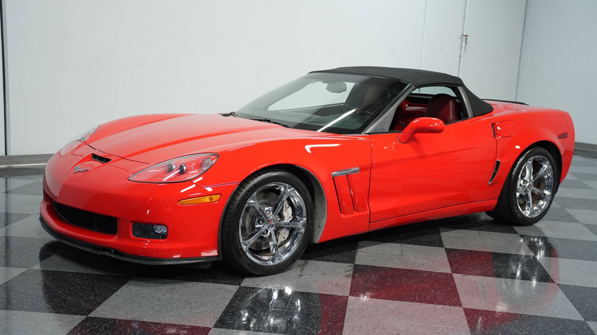 Used 2010 Chevrolet Corvette Grand Sport w/ Preferred Equipment Group image 6