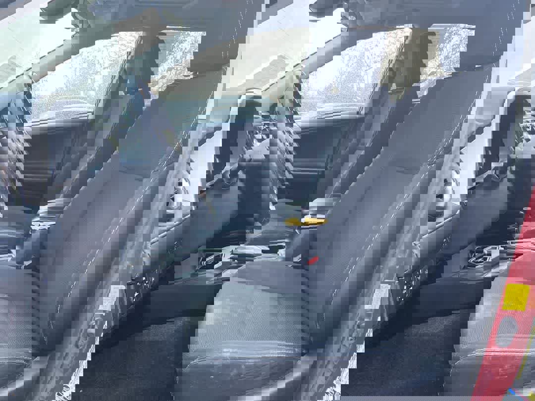 Used 2018 Toyota RAV4 XLE image 11