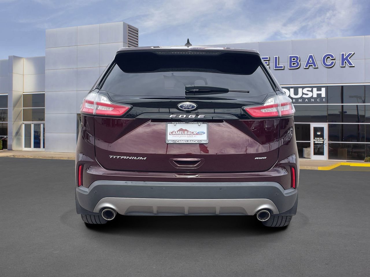 Used 2023 Ford Edge Titanium w/ Equipment Group 301A image 5