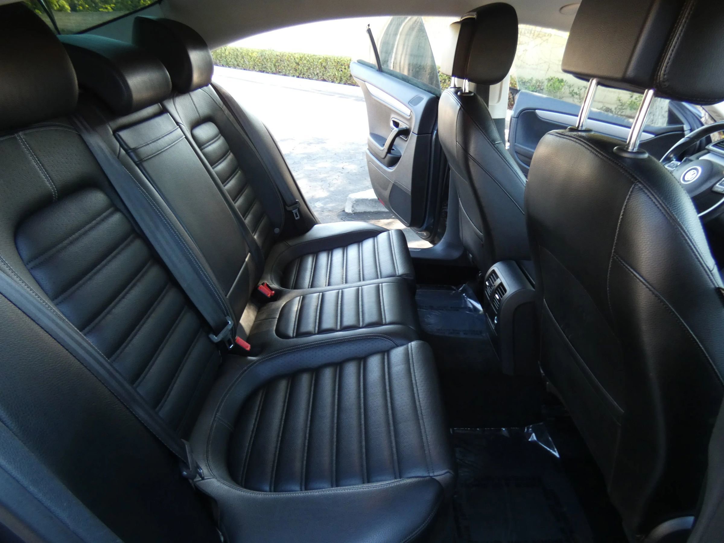 Used 2014 Volkswagen CC Sport image 35