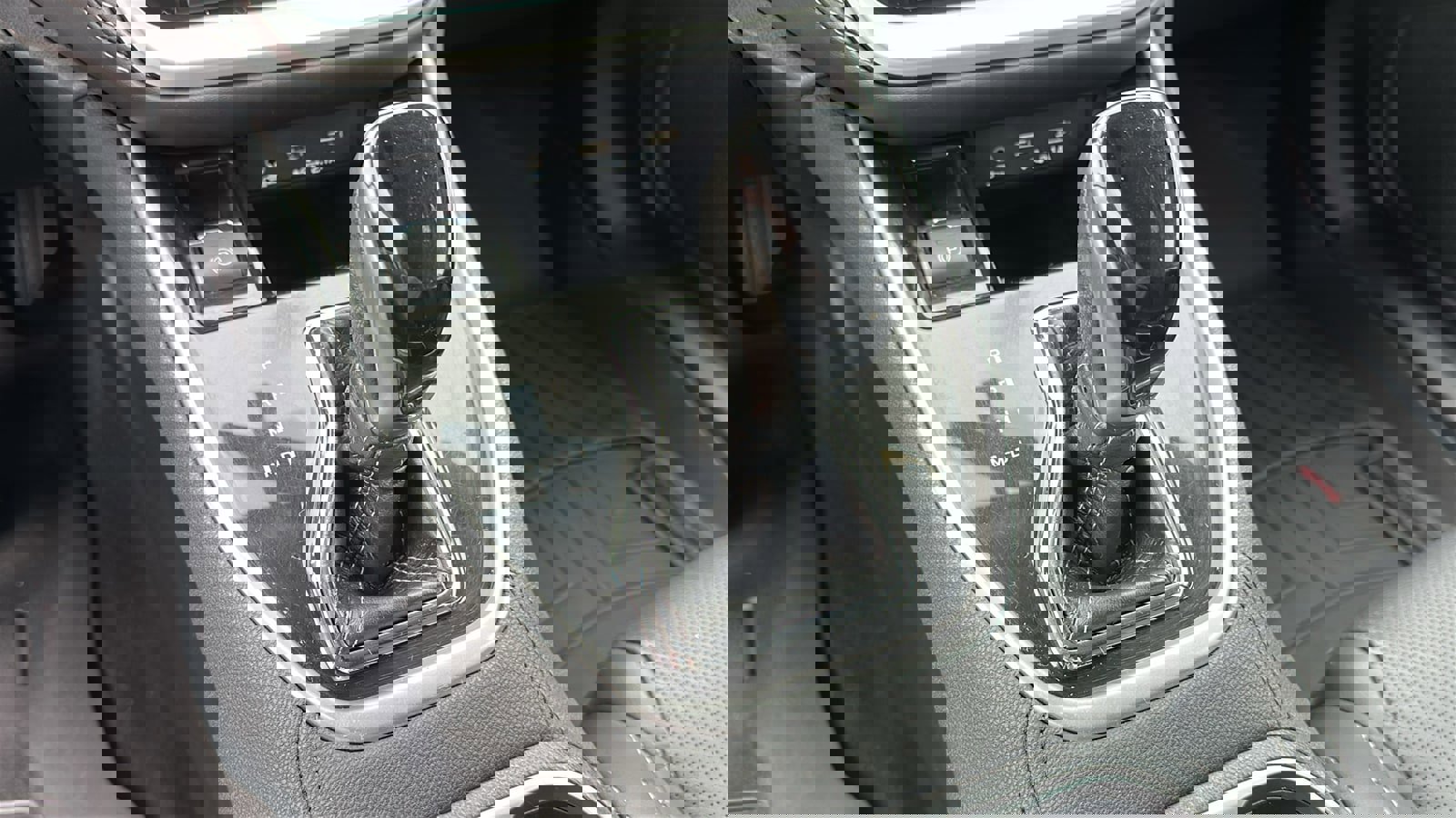 Used 2020 Subaru Outback Limited image 17