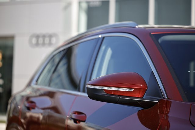 New 2025 Audi Q5 Premium Plus image 3