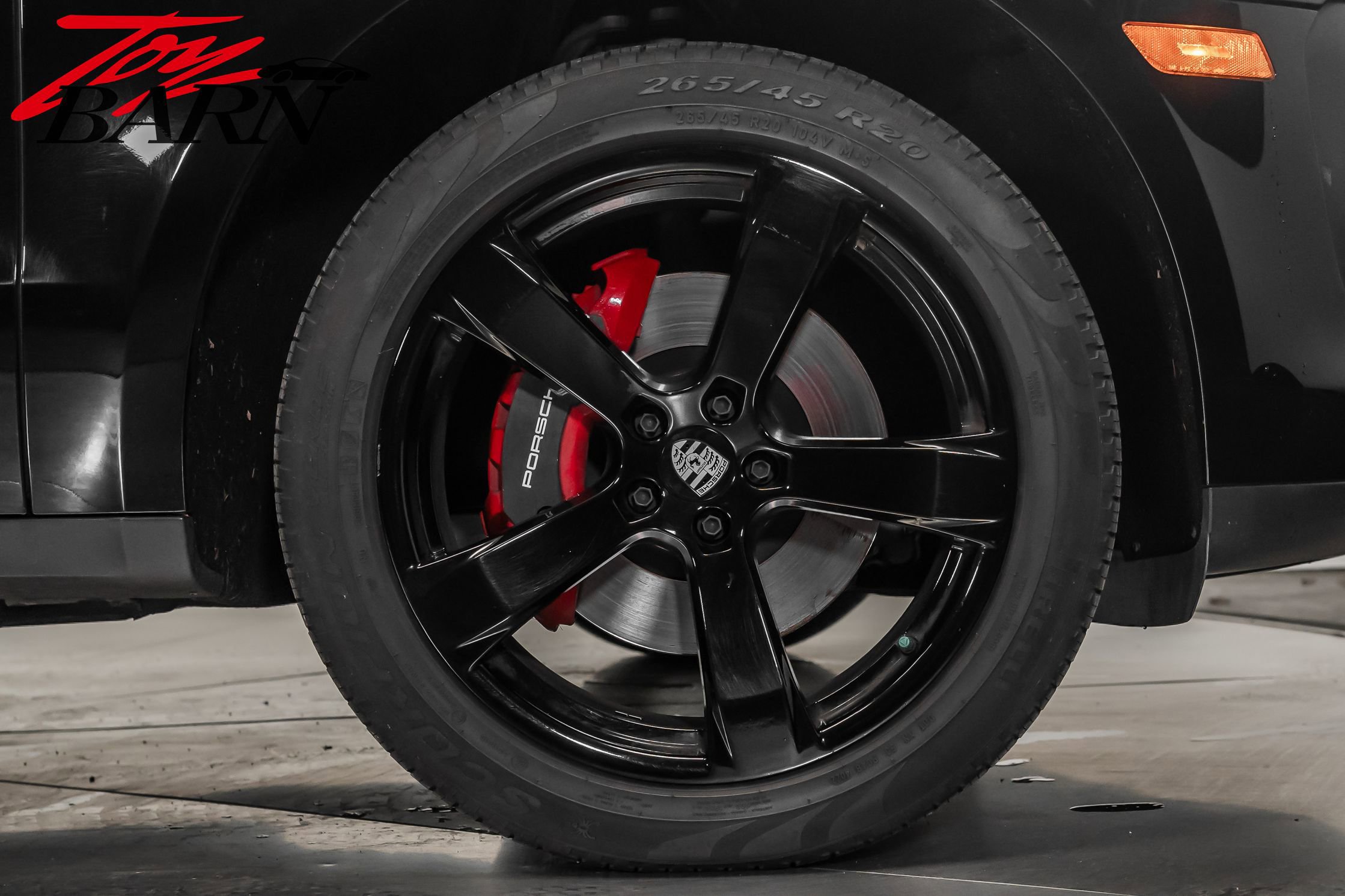 Used 2023 Porsche Macan image 14