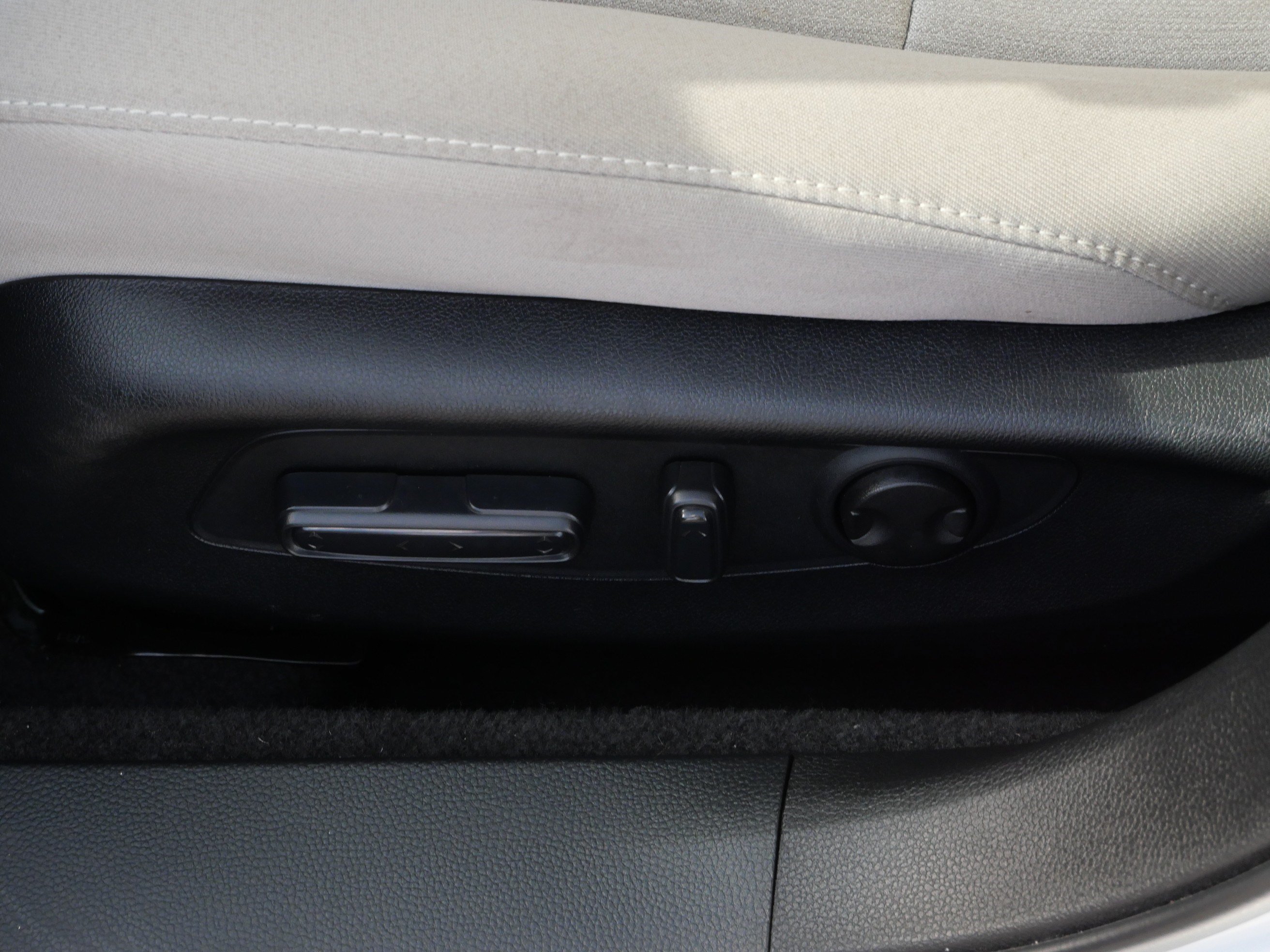Certified 2023 Honda Accord EX image 20